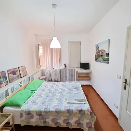 Lapo's Apartment's Apartment