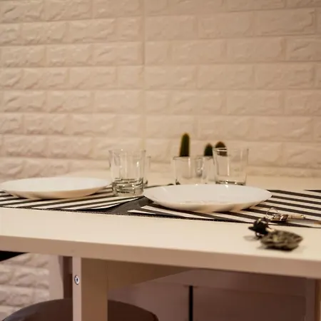 Lapo's Apartment's Apartment